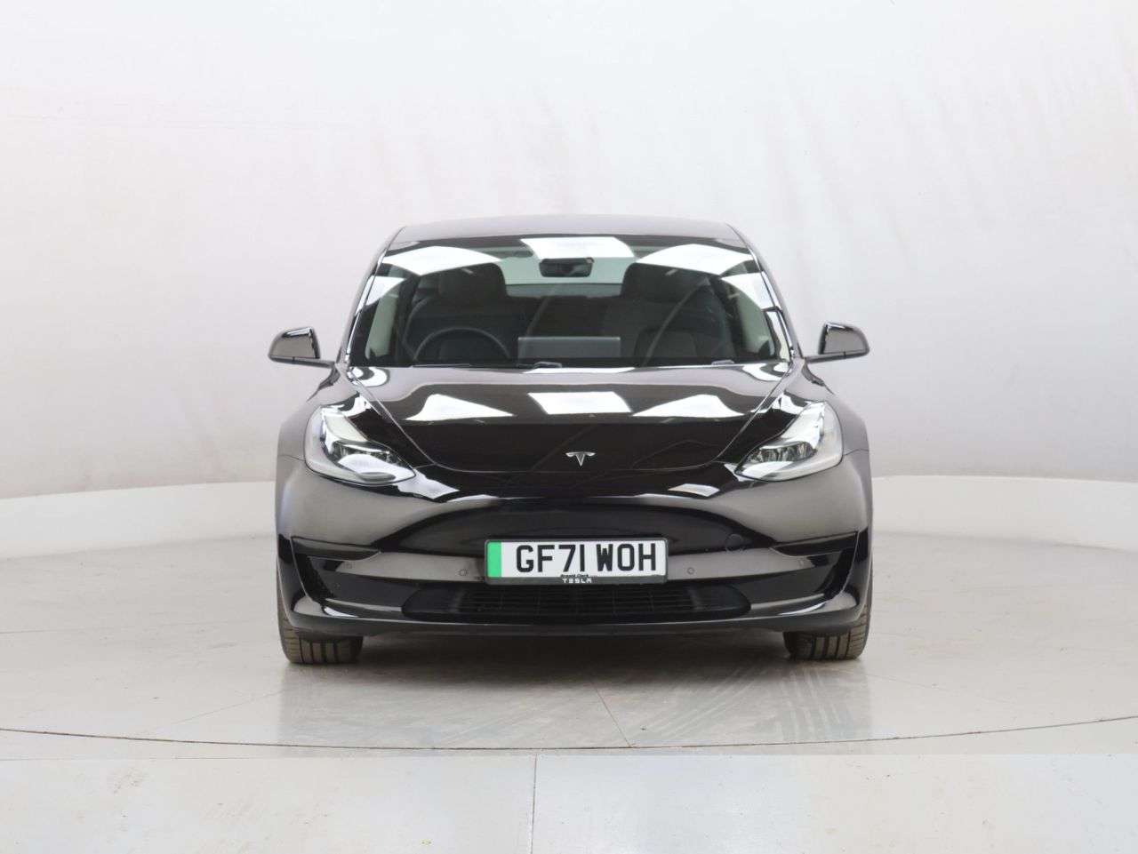 A 2021 TESLA MODEL 3 Standard Range Plus Saloon 4dr Electric Auto RWD (241 bhp) A 2021 TESLA MODEL 3 Standard Range Plus Saloon 4dr Electric Auto RWD (241 bhp)