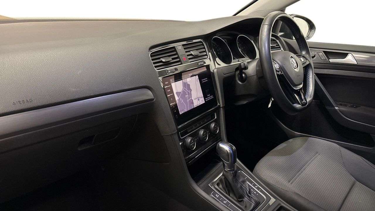 2019 VOLKSWAGEN E-GOLF 2019 VOLKSWAGEN E-GOLF