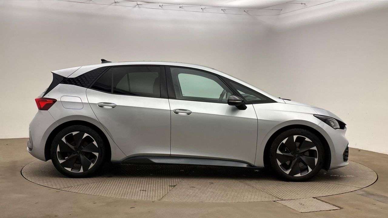 A 2022 CUPRA BORN 58kWh V2 Hatchback 5dr Electric Auto (204 ps) A 2022 CUPRA BORN 58kWh V2 Hatchback 5dr Electric Auto (204 ps)
