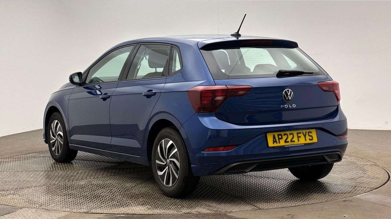 A 2022 VOLKSWAGEN POLO 1.0 TSI Life Hatchback 5dr Petrol DSG Euro 6 (s/s) (95 ps) A 2022 VOLKSWAGEN POLO 1.0 TSI Life Hatchback 5dr Petrol DSG Euro 6 (s/s) (95 ps)