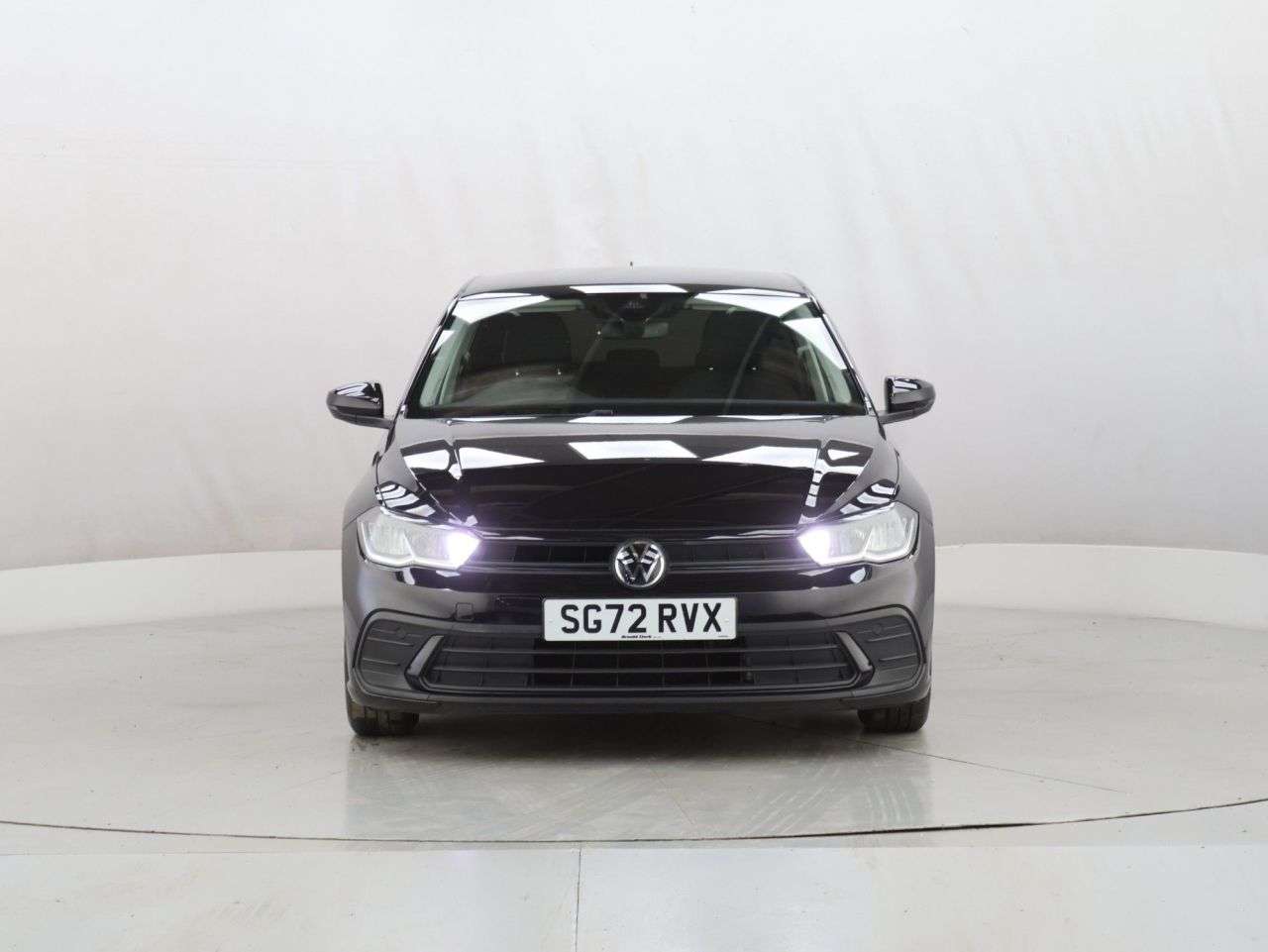 A 2022 VOLKSWAGEN POLO 1.0 EVO Life Hatchback 5dr Petrol Manual Euro 6 (s/s) (80 ps) A 2022 VOLKSWAGEN POLO 1.0 EVO Life Hatchback 5dr Petrol Manual Euro 6 (s/s) (80 ps)