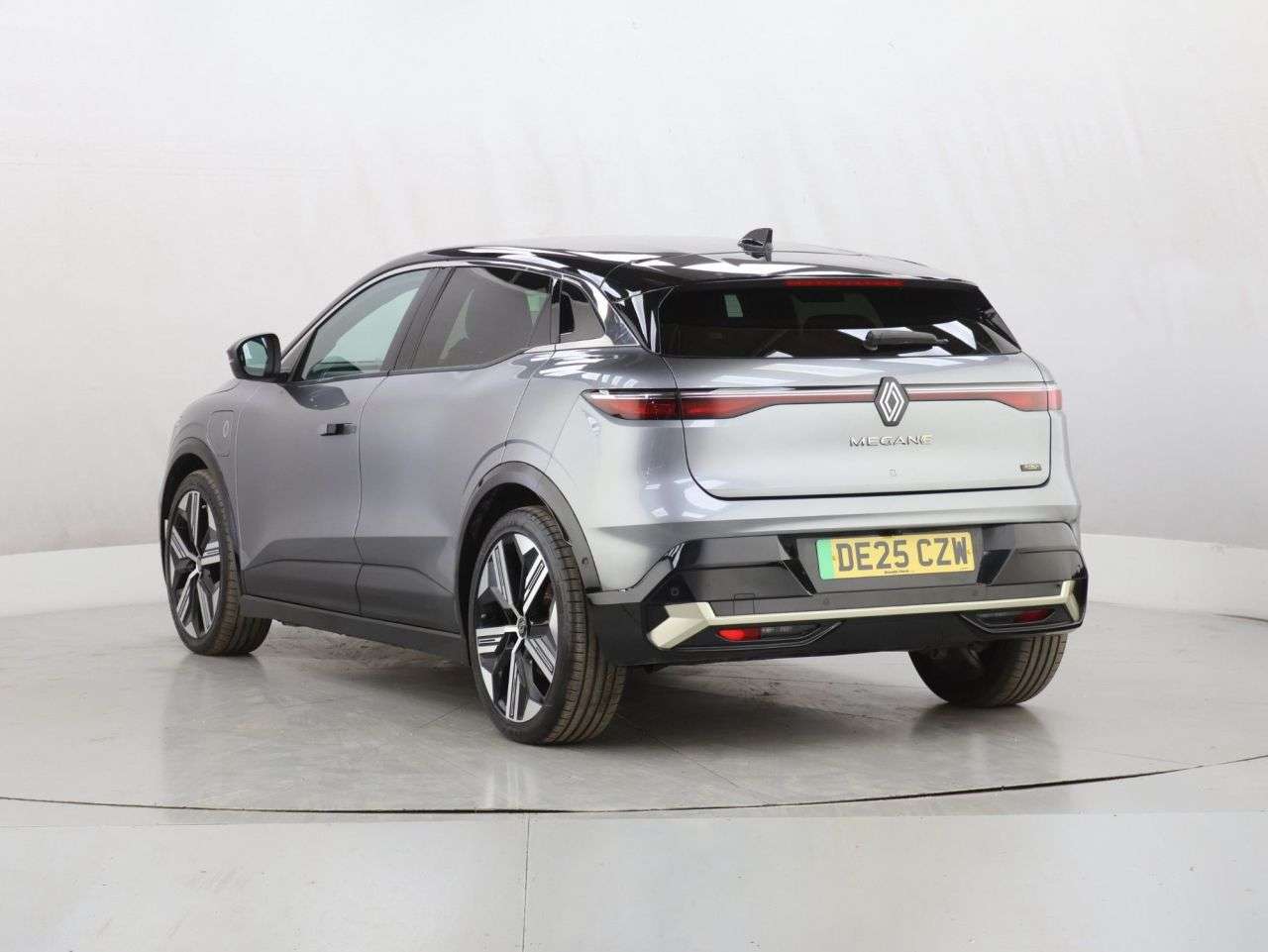 2025 RENAULT MEGANE E-TECH 2025 RENAULT MEGANE E-TECH