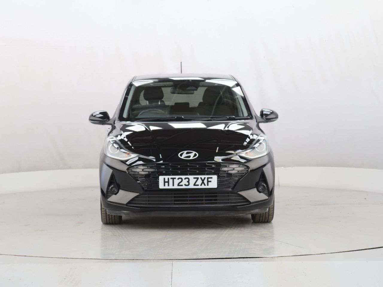 A 2023 HYUNDAI I10 1.0 Premium Hatchback 5dr Petrol Auto Euro 6 (s/s) (67 ps) A 2023 HYUNDAI I10 1.0 Premium Hatchback 5dr Petrol Auto Euro 6 (s/s) (67 ps)