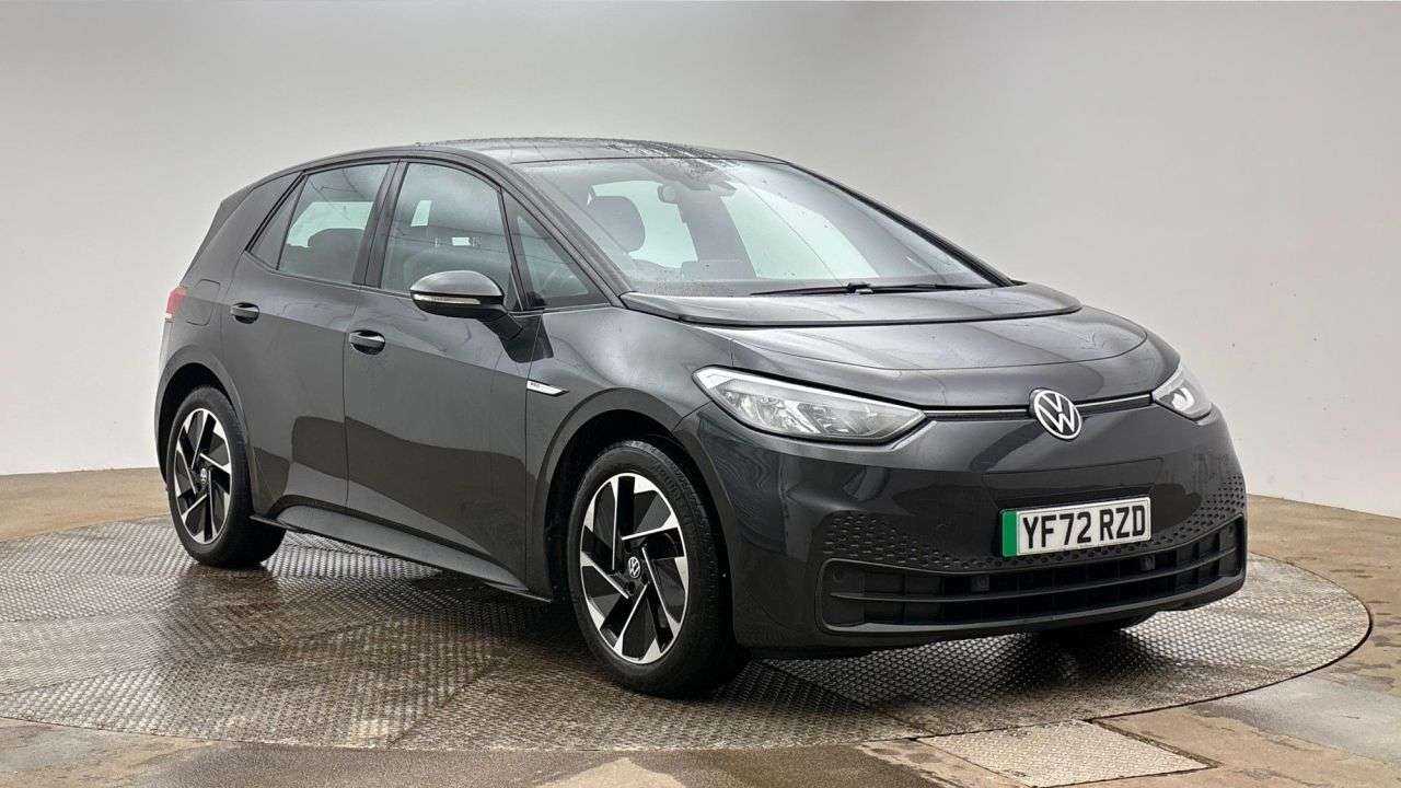 A 2022 VOLKSWAGEN ID3 Pro Performance 58kWh Life Hatchback 5dr Electric Auto (204 ps) A 2022 VOLKSWAGEN ID3 Pro Performance 58kWh Life Hatchback 5dr Electric Auto (204 ps)