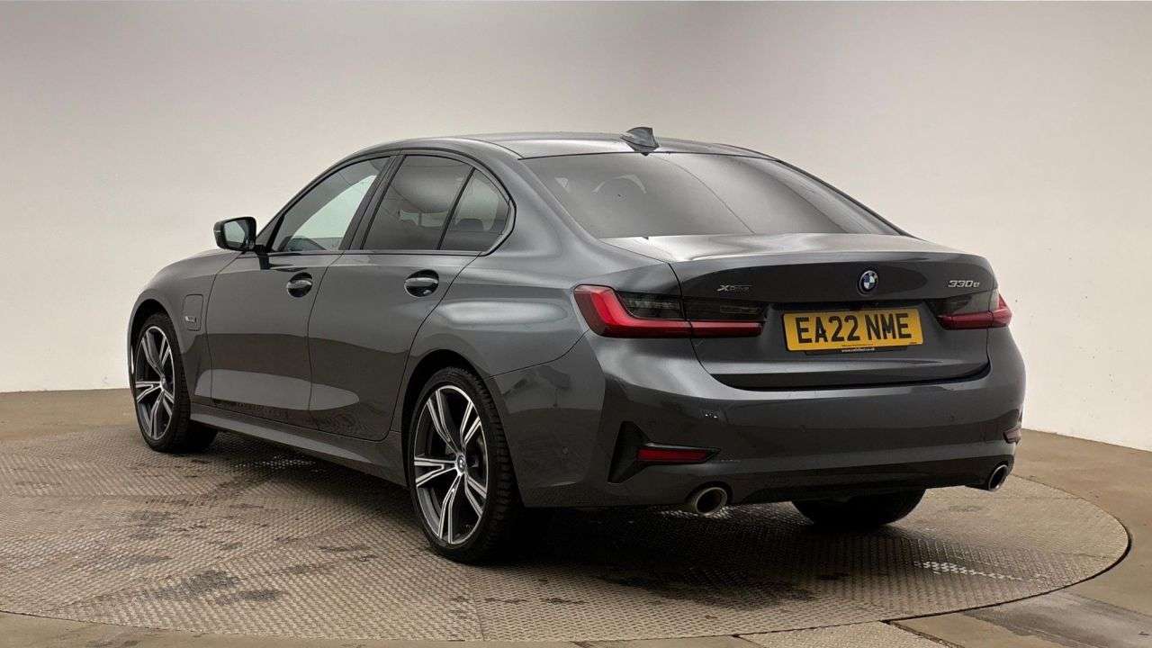 A 2022 BMW 3 SERIES 2.0 330e 12kWh Sport Pro Saloon 4dr Petrol Plug-in Hybrid Auto xDrive Euro A 2022 BMW 3 SERIES 2.0 330e 12kWh Sport Pro Saloon 4dr Petrol Plug-in Hybrid Auto xDrive Euro