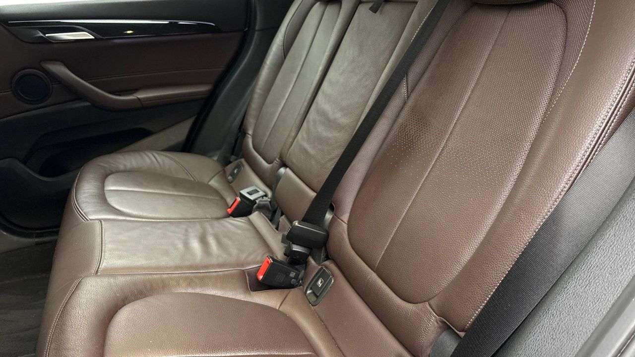 2022 BMW X1 2022 BMW X1