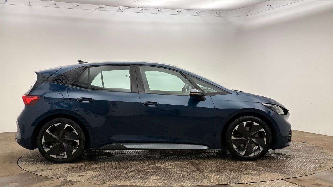 A 2022 CUPRA BORN 58kWh V1 Hatchback 5dr Electric Auto (204 ps) A 2022 CUPRA BORN 58kWh V1 Hatchback 5dr Electric Auto (204 ps)