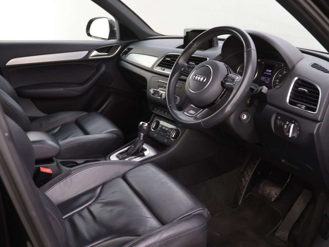2018 AUDI Q3 2018 AUDI Q3
