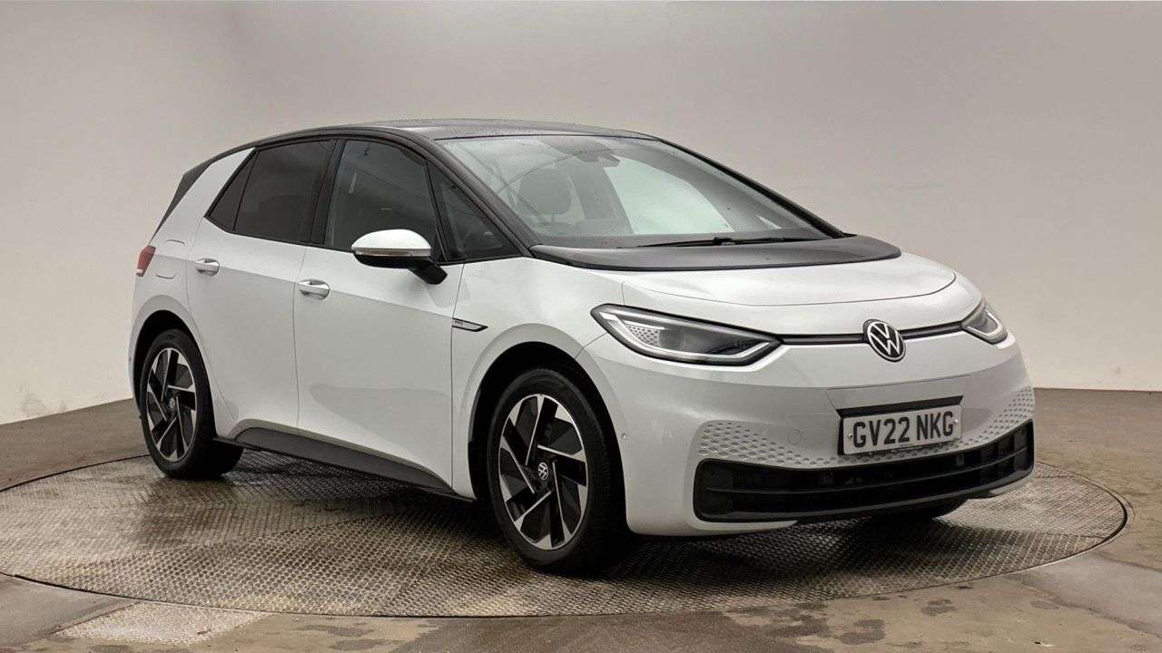 A 2022 VOLKSWAGEN ID3 Pro Performance 58kWh Family Hatchback 5dr Electric Auto (204 ps) A 2022 VOLKSWAGEN ID3 Pro Performance 58kWh Family Hatchback 5dr Electric Auto (204 ps)