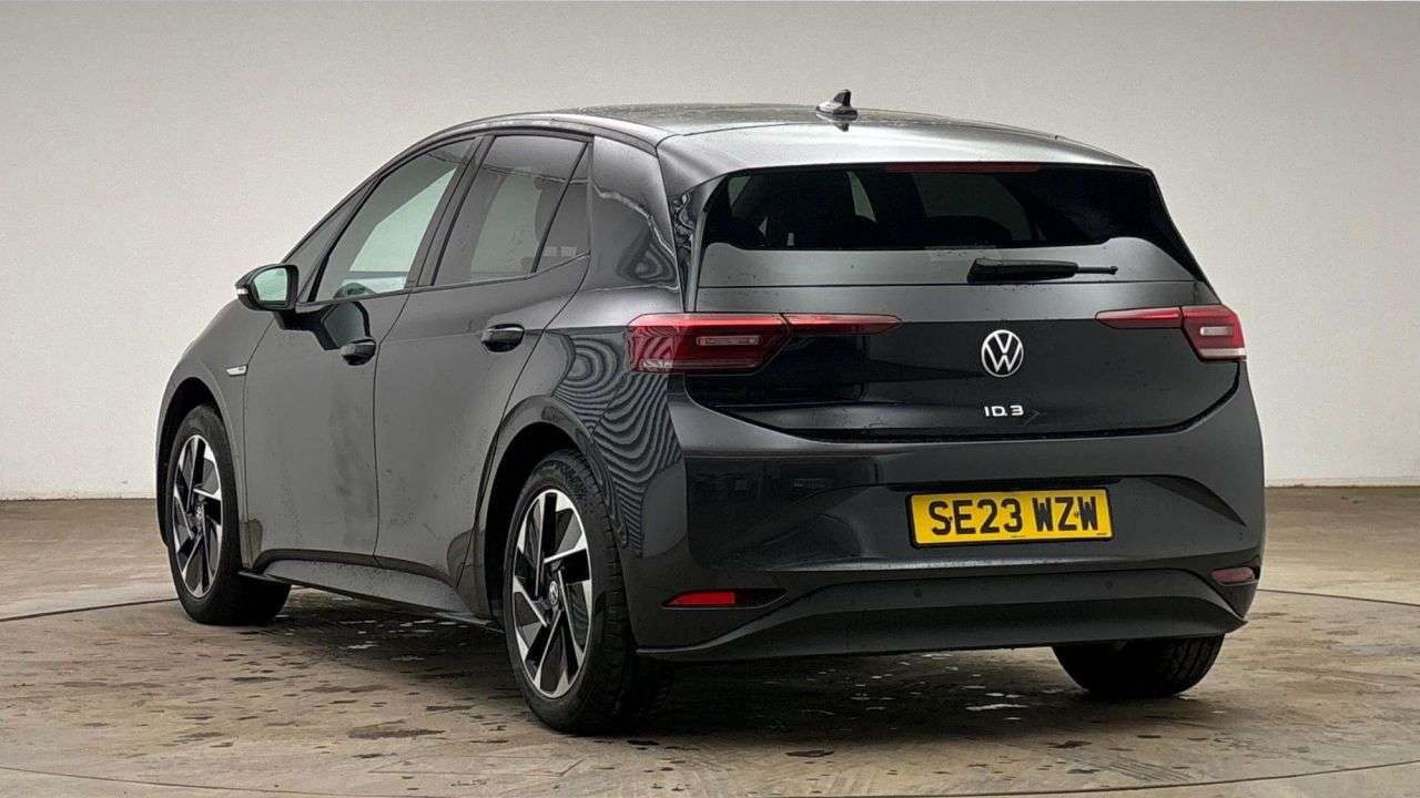 A 2023 VOLKSWAGEN ID3 Pro Performance 58kWh Family Hatchback 5dr Electric Auto (204 ps) A 2023 VOLKSWAGEN ID3 Pro Performance 58kWh Family Hatchback 5dr Electric Auto (204 ps)