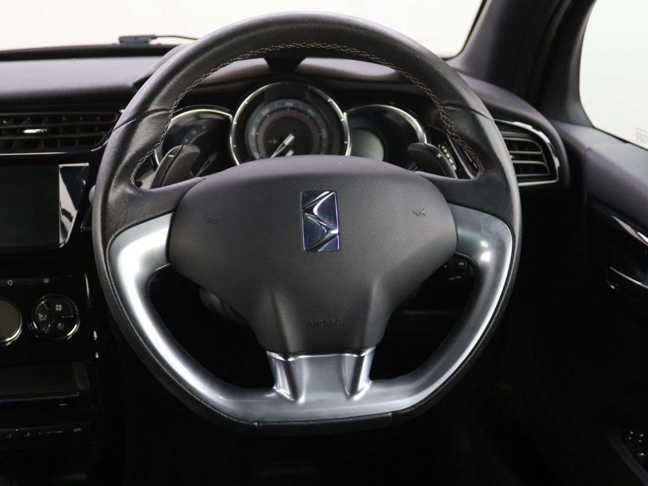 2019 DS AUTOMOBILES DS 3 2019 DS AUTOMOBILES DS 3