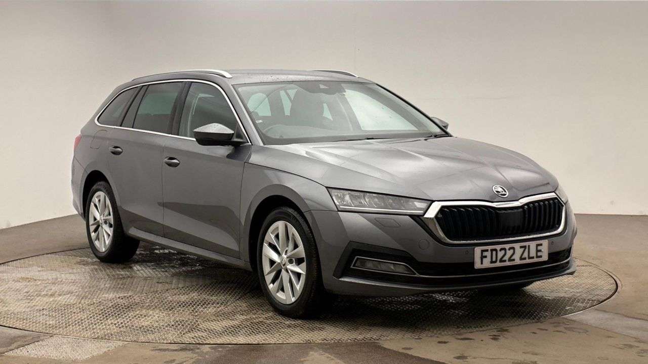 A 2022 SKODA OCTAVIA 1.4 TSI iV 13kWh SE L Estate 5dr Petrol Plug-in Hybrid DSG Euro 6 (s/s) (20 A 2022 SKODA OCTAVIA 1.4 TSI iV 13kWh SE L Estate 5dr Petrol Plug-in Hybrid DSG Euro 6 (s/s) (20