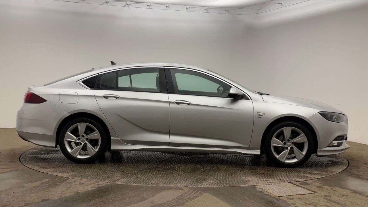 A 2019 VAUXHALL INSIGNIA 1.5i Turbo GPF SRi VX Line Nav Grand Sport 5dr Petrol Automatic Euro 6 (s/s A 2019 VAUXHALL INSIGNIA 1.5i Turbo GPF SRi VX Line Nav Grand Sport 5dr Petrol Automatic Euro 6 (s/s