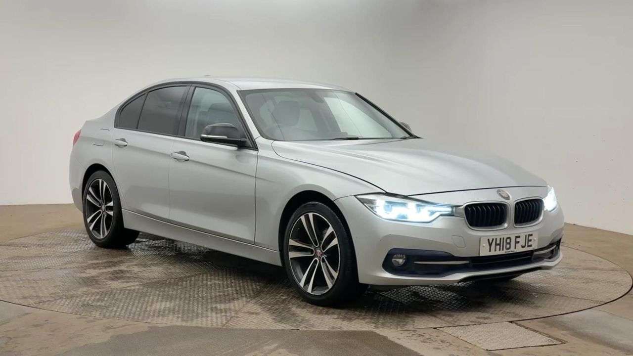 A 2018 BMW 3 SERIES 1.5 318i Sport Saloon 4dr Petrol Manual Euro 6 (s/s) (136 ps) A 2018 BMW 3 SERIES 1.5 318i Sport Saloon 4dr Petrol Manual Euro 6 (s/s) (136 ps)