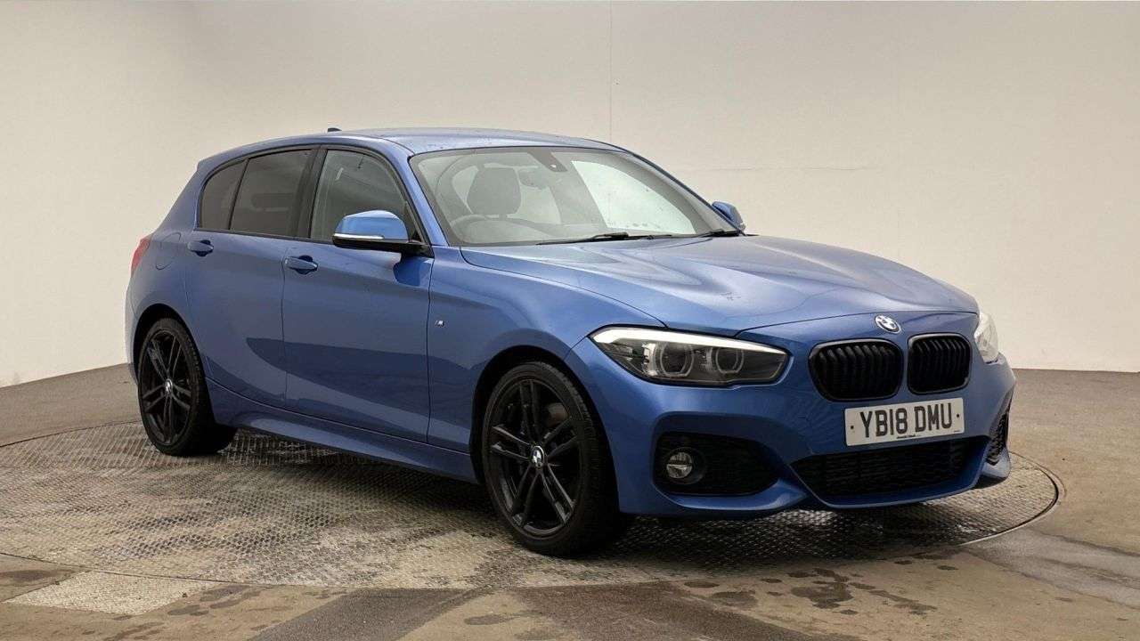 A 2018 BMW 1 SERIES 1.5 118i M Sport Shadow Edition Hatchback 5dr Petrol Manual Euro 6 (s/s) (1 A 2018 BMW 1 SERIES 1.5 118i M Sport Shadow Edition Hatchback 5dr Petrol Manual Euro 6 (s/s) (1