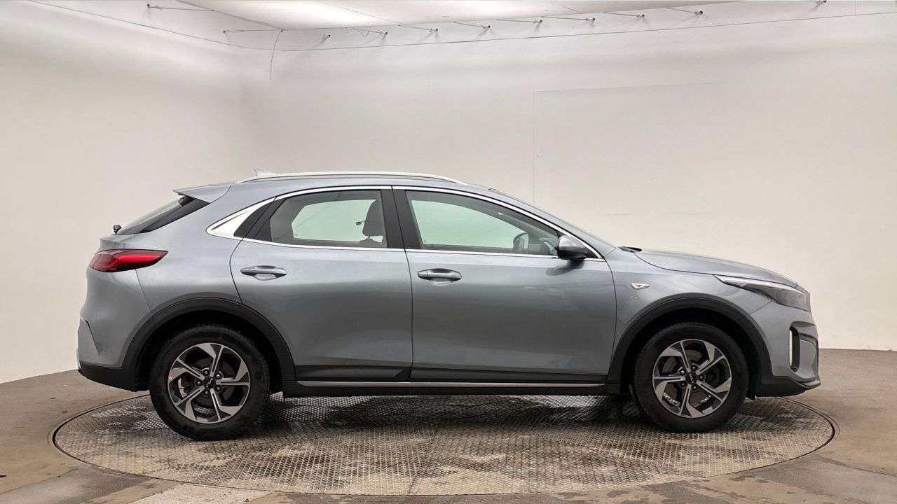 A 2024 KIA XCEED 1.5 T-GDi 2 SUV 5dr Petrol Manual Euro 6 (s/s) (138 bhp) A 2024 KIA XCEED 1.5 T-GDi 2 SUV 5dr Petrol Manual Euro 6 (s/s) (138 bhp)