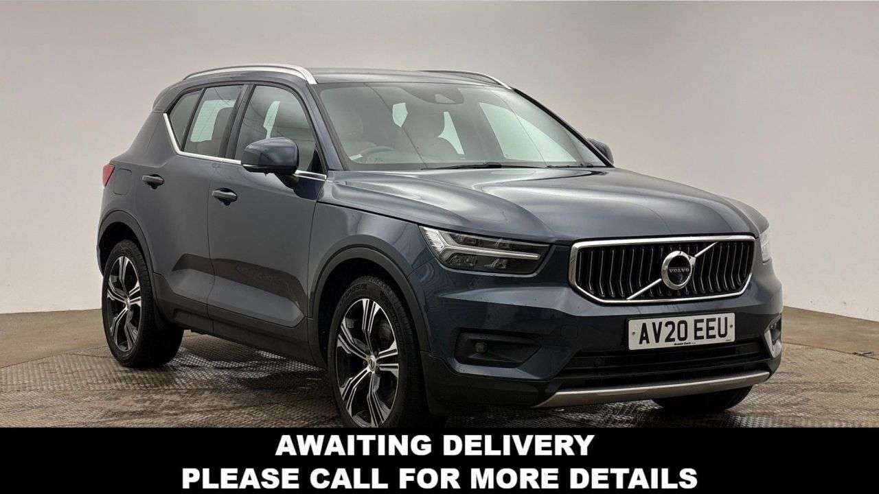 A 2020 VOLVO XC40 1.5h T5 Twin Engine Recharge 10.7kWh Inscription SUV 5dr Petrol Plug-in Hyb A 2020 VOLVO XC40 1.5h T5 Twin Engine Recharge 10.7kWh Inscription SUV 5dr Petrol Plug-in Hyb
