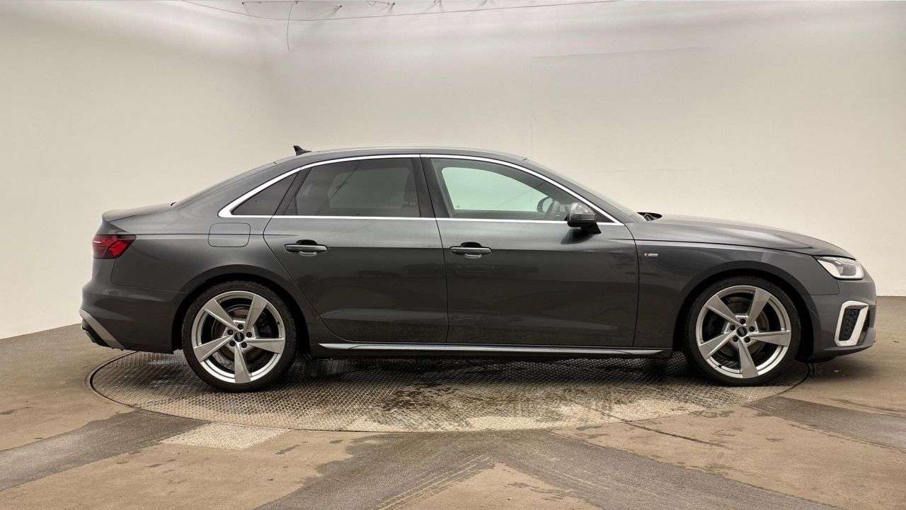 A 2022 AUDI A4 2.0 TFSI 35 S line Saloon 4dr Petrol S Tronic Euro 6 (s/s) (150 ps) A 2022 AUDI A4 2.0 TFSI 35 S line Saloon 4dr Petrol S Tronic Euro 6 (s/s) (150 ps)