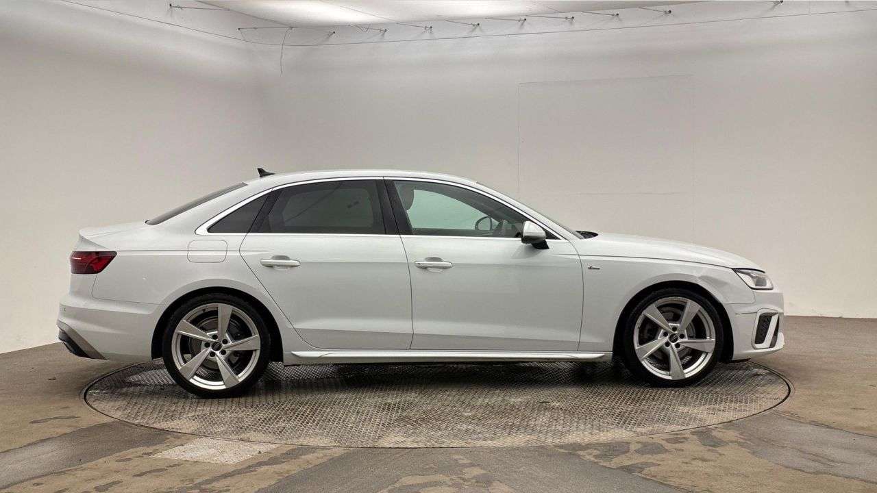 A 2023 AUDI A4 2.0 TFSI 35 S line Saloon 4dr Petrol S Tronic Euro 6 (s/s) (150 ps) A 2023 AUDI A4 2.0 TFSI 35 S line Saloon 4dr Petrol S Tronic Euro 6 (s/s) (150 ps)