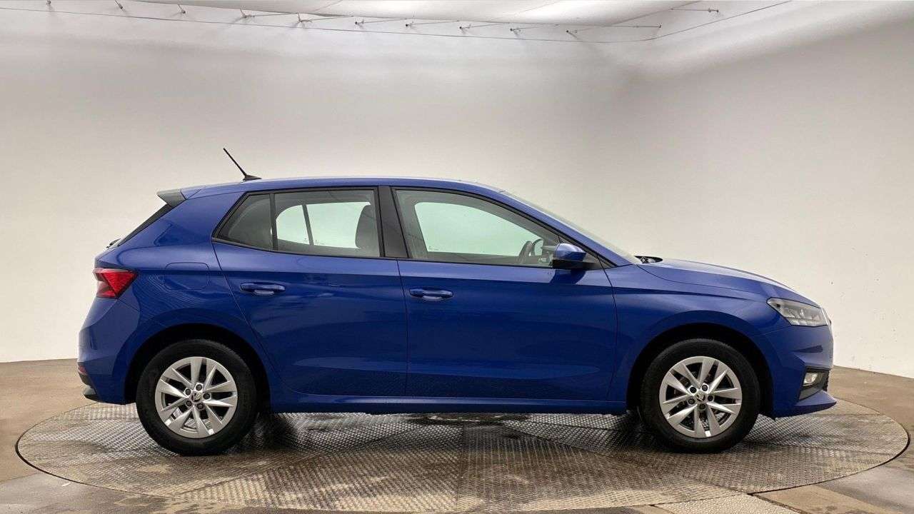 A 2022 SKODA FABIA 1.0 MPI SE Comfort Hatchback 5dr Petrol Manual Euro 6 (s/s) (80 ps) A 2022 SKODA FABIA 1.0 MPI SE Comfort Hatchback 5dr Petrol Manual Euro 6 (s/s) (80 ps)