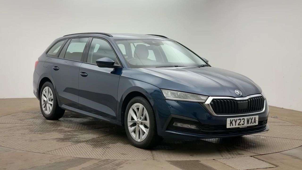 A 2023 SKODA OCTAVIA 1.4 TSI iV 13kWh SE Technology Estate 5dr Petrol Plug-in Hybrid DSG Euro 6 A 2023 SKODA OCTAVIA 1.4 TSI iV 13kWh SE Technology Estate 5dr Petrol Plug-in Hybrid DSG Euro 6