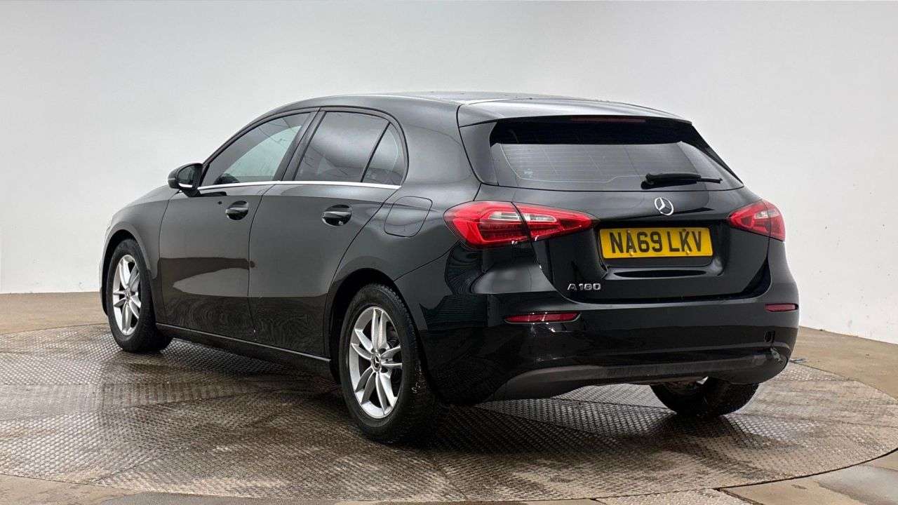 A 2019 MERCEDES-BENZ A CLASS 1.3 A180 SE Hatchback 5dr Petrol Manual Euro 6 (s/s) (136 ps) A 2019 MERCEDES-BENZ A CLASS 1.3 A180 SE Hatchback 5dr Petrol Manual Euro 6 (s/s) (136 ps)