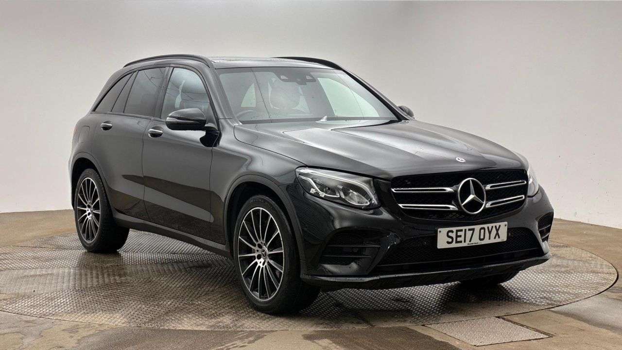 A 2017 MERCEDES-BENZ GLC CLASS 2.1 GLC220d AMG Line (Premium) SUV 5dr Diesel G-Tronic 4MATIC Euro 6 (s/s) A 2017 MERCEDES-BENZ GLC CLASS 2.1 GLC220d AMG Line (Premium) SUV 5dr Diesel G-Tronic 4MATIC Euro 6 (s/s)
