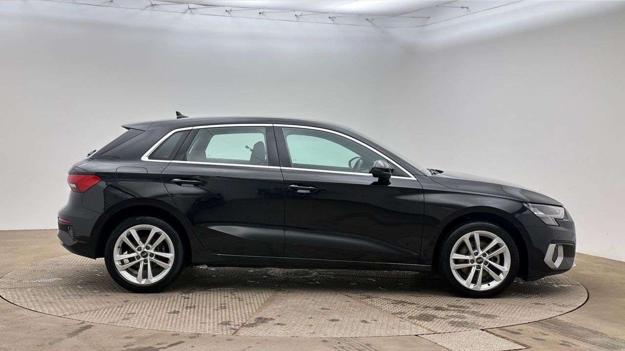 A 2022 AUDI A3 1.4 TFSIe 40 Sport Sportback 5dr Petrol Plug-in Hybrid S Tronic Euro 6 (s/s A 2022 AUDI A3 1.4 TFSIe 40 Sport Sportback 5dr Petrol Plug-in Hybrid S Tronic Euro 6 (s/s