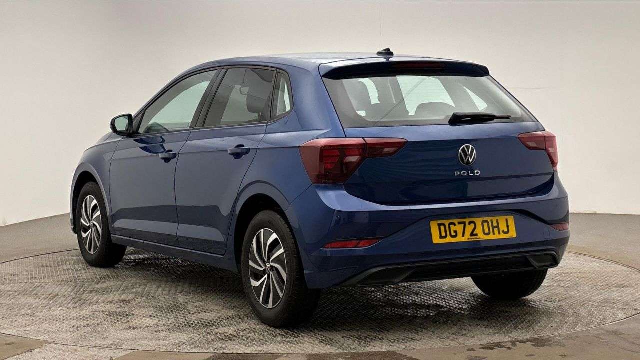 A 2022 VOLKSWAGEN POLO 1.0 TSI Life Hatchback 5dr Petrol Manual Euro 6 (s/s) (95 ps) A 2022 VOLKSWAGEN POLO 1.0 TSI Life Hatchback 5dr Petrol Manual Euro 6 (s/s) (95 ps)