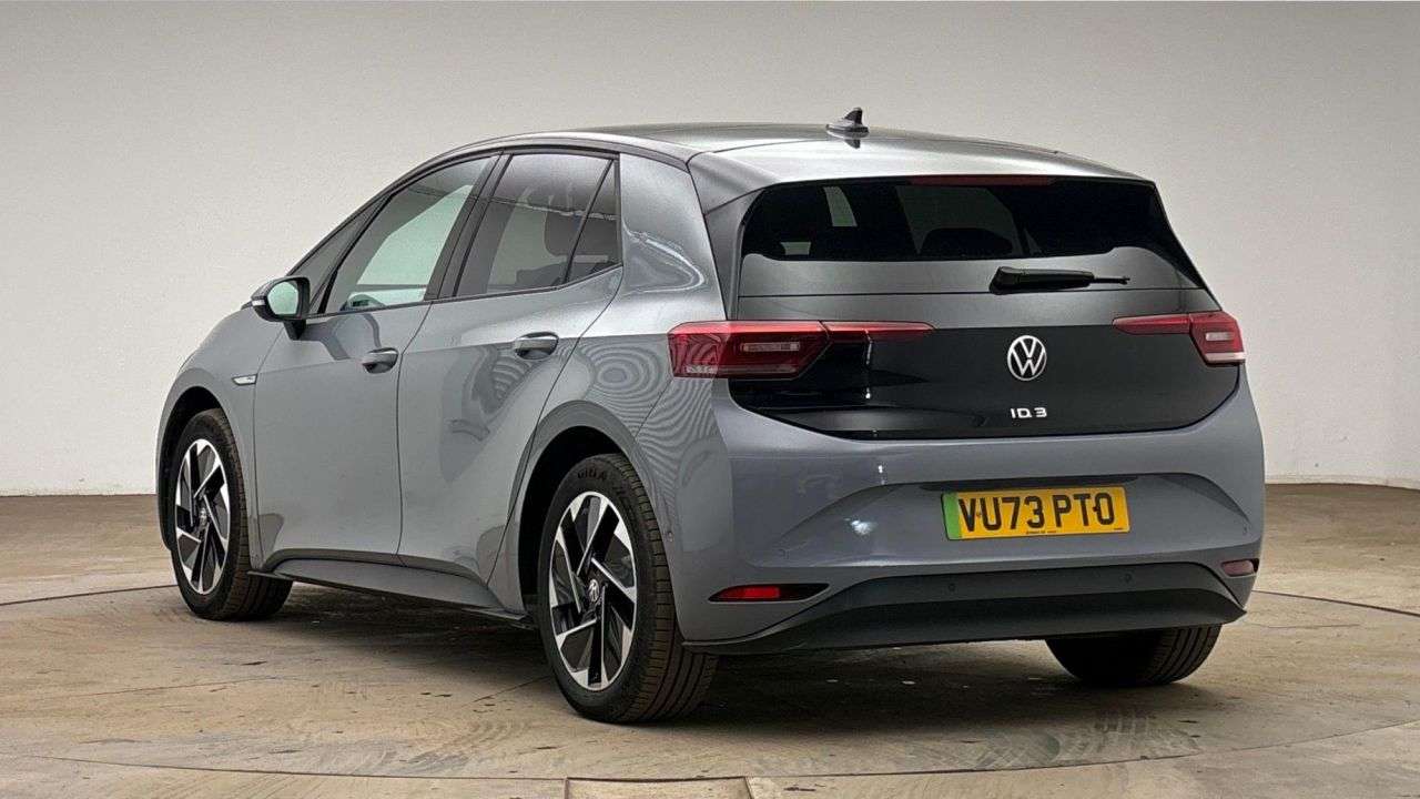 A 2023 VOLKSWAGEN ID3 Pro 58kWh Family Hatchback 5dr Electric Auto (145 ps) A 2023 VOLKSWAGEN ID3 Pro 58kWh Family Hatchback 5dr Electric Auto (145 ps)