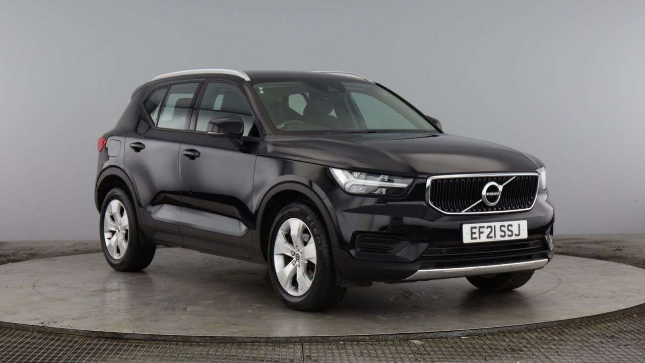 A 2021 VOLVO XC40 1.5 T3 Momentum SUV 5dr Petrol Manual Euro 6 (s/s) (163 ps) A 2021 VOLVO XC40 1.5 T3 Momentum SUV 5dr Petrol Manual Euro 6 (s/s) (163 ps)
