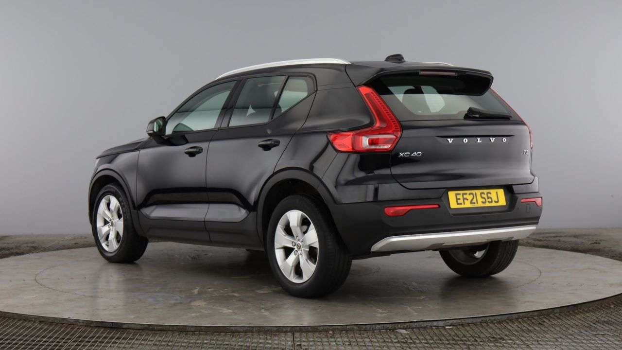 A 2021 VOLVO XC40 1.5 T3 Momentum SUV 5dr Petrol Manual Euro 6 (s/s) (163 ps) A 2021 VOLVO XC40 1.5 T3 Momentum SUV 5dr Petrol Manual Euro 6 (s/s) (163 ps)