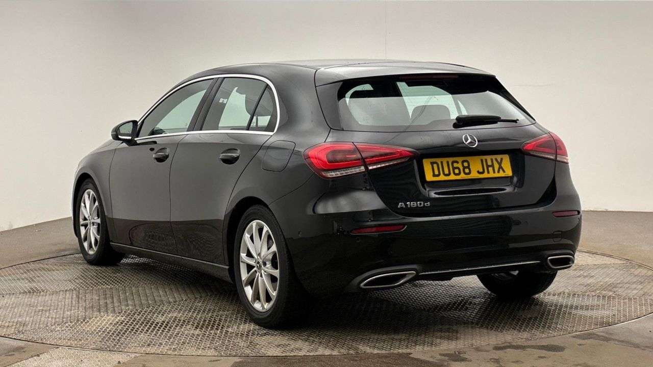 A 2018 MERCEDES-BENZ A CLASS 1.5 A180d Sport (Executive) Hatchback 5dr Diesel 7G-DCT Euro 6 (s/s) (116 p A 2018 MERCEDES-BENZ A CLASS 1.5 A180d Sport (Executive) Hatchback 5dr Diesel 7G-DCT Euro 6 (s/s) (116 p