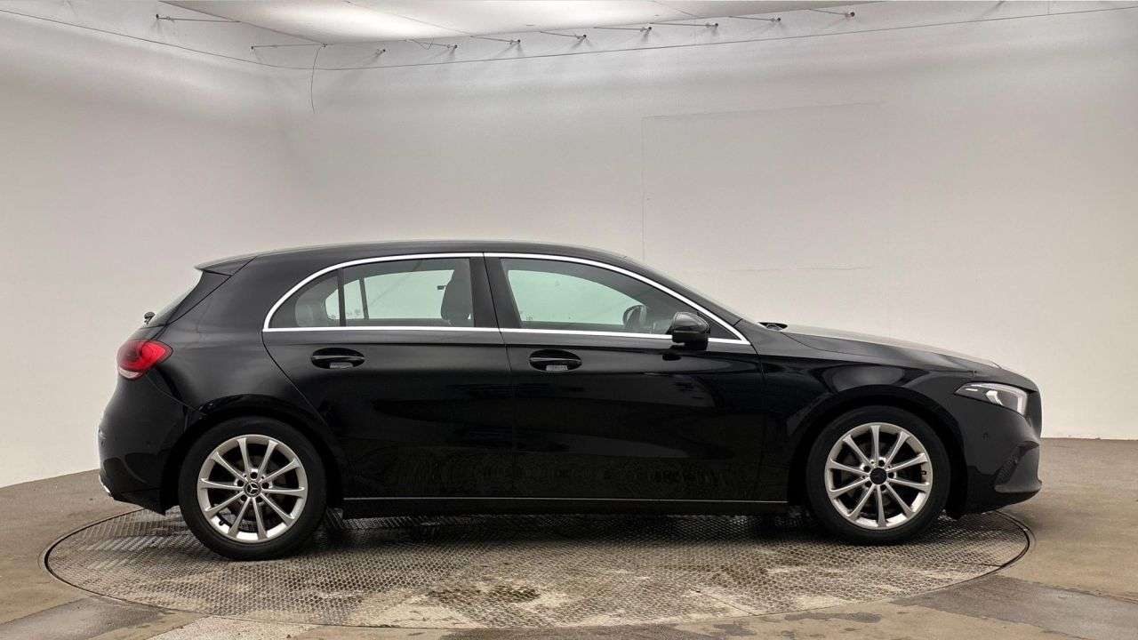 A 2018 MERCEDES-BENZ A CLASS 1.5 A180d Sport (Executive) Hatchback 5dr Diesel 7G-DCT Euro 6 (s/s) (116 p A 2018 MERCEDES-BENZ A CLASS 1.5 A180d Sport (Executive) Hatchback 5dr Diesel 7G-DCT Euro 6 (s/s) (116 p