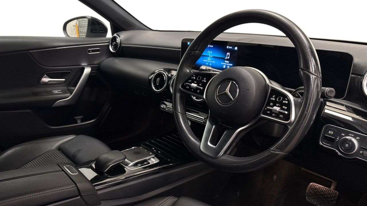 2018 MERCEDES-BENZ A CLASS 2018 MERCEDES-BENZ A CLASS