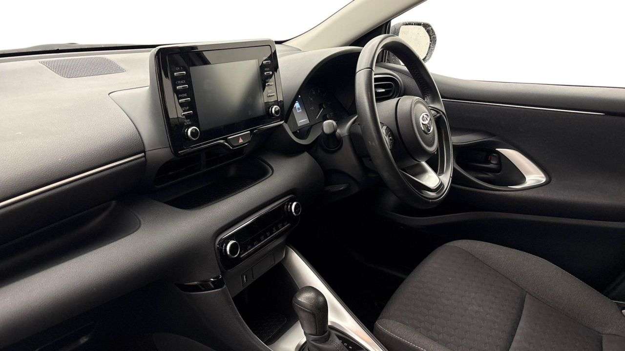2023 TOYOTA YARIS 2023 TOYOTA YARIS