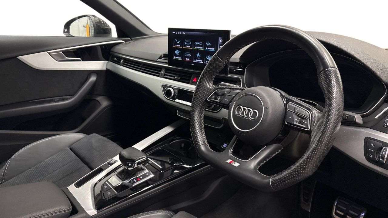 2022 AUDI A4 2022 AUDI A4