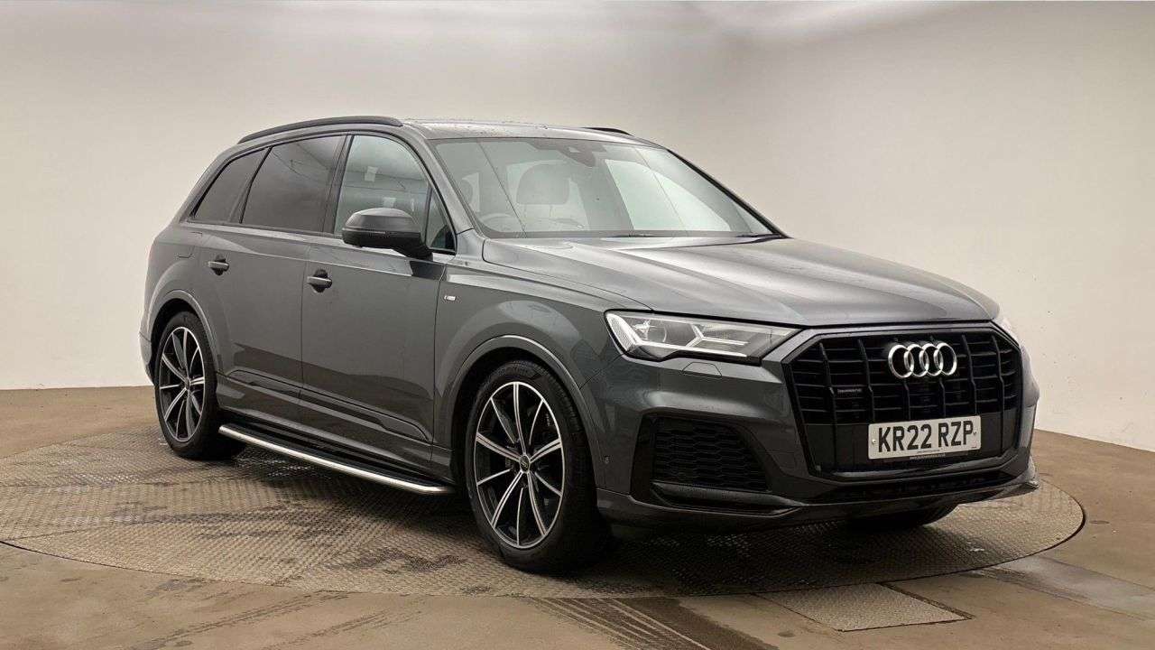 A 2022 AUDI Q7 3.0 TFSI V6 55 Black Edition SUV 5dr Petrol Tiptronic quattro Euro 6 (s/s) A 2022 AUDI Q7 3.0 TFSI V6 55 Black Edition SUV 5dr Petrol Tiptronic quattro Euro 6 (s/s)