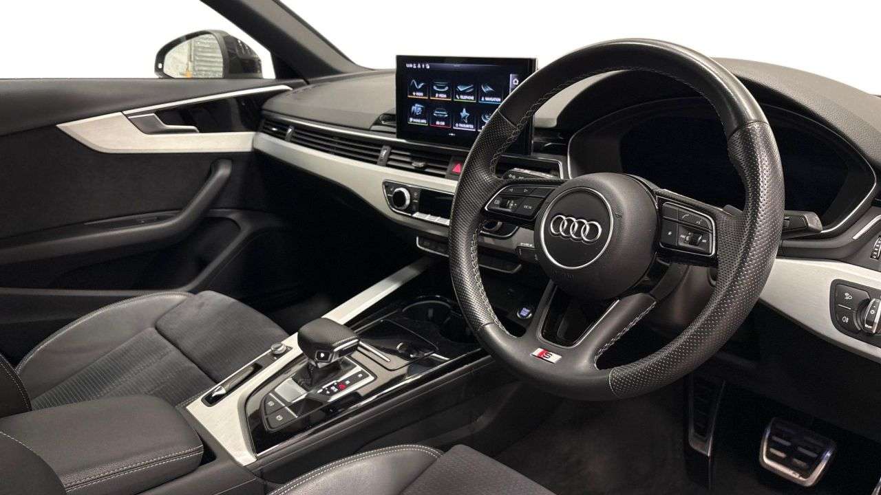 2022 AUDI A4 2022 AUDI A4