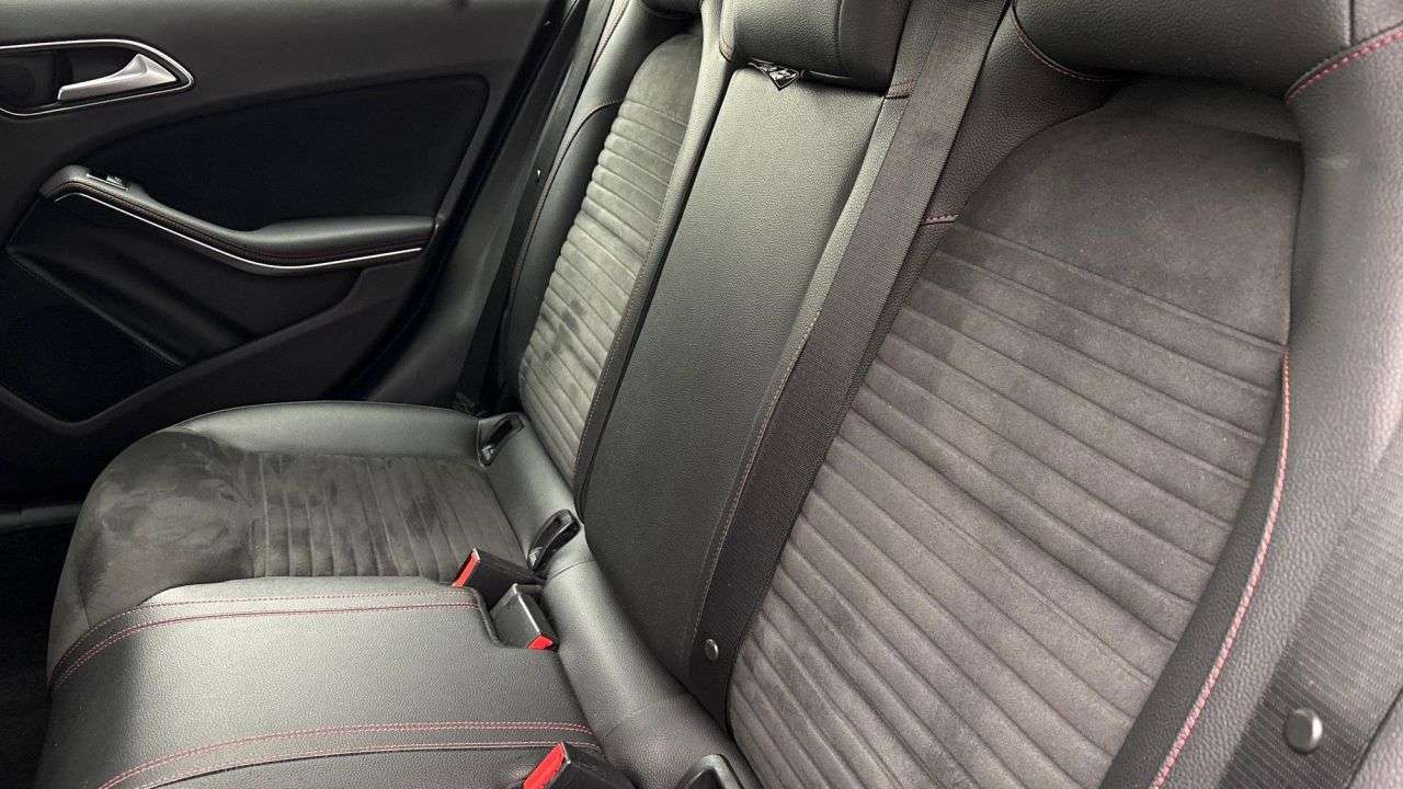 2018 MERCEDES-BENZ A CLASS 2018 MERCEDES-BENZ A CLASS