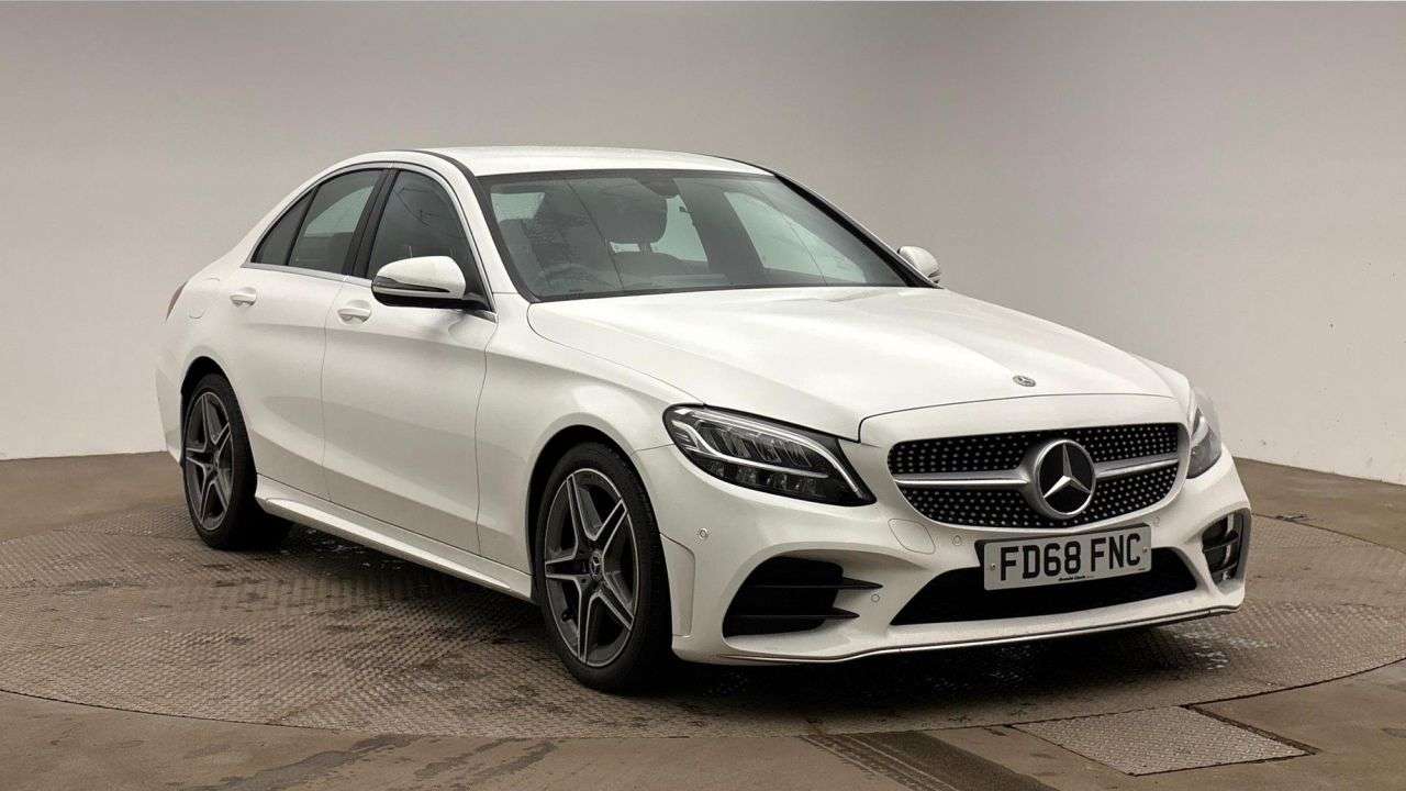 A 2018 MERCEDES-BENZ C CLASS 2.0 C220d AMG Line Saloon 4dr Diesel G-Tronic+ Euro 6 (s/s) (194 ps) A 2018 MERCEDES-BENZ C CLASS 2.0 C220d AMG Line Saloon 4dr Diesel G-Tronic+ Euro 6 (s/s) (194 ps)