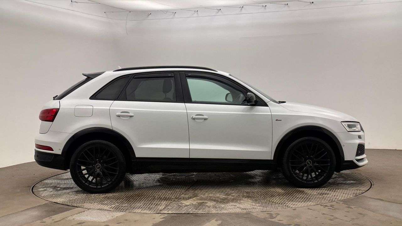 A 2017 AUDI Q3 2.0 TDI Black Edition SUV 5dr Diesel S Tronic quattro Euro 6 (s/s) (150 ps) A 2017 AUDI Q3 2.0 TDI Black Edition SUV 5dr Diesel S Tronic quattro Euro 6 (s/s) (150 ps)