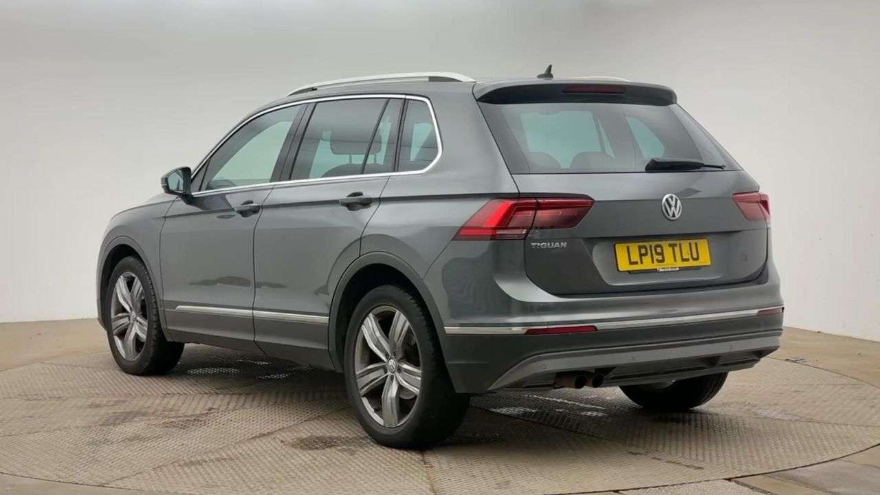 A 2019 VOLKSWAGEN TIGUAN 1.5 TSI EVO SEL SUV 5dr Petrol DSG Euro 6 (s/s) (150 ps) A 2019 VOLKSWAGEN TIGUAN 1.5 TSI EVO SEL SUV 5dr Petrol DSG Euro 6 (s/s) (150 ps)