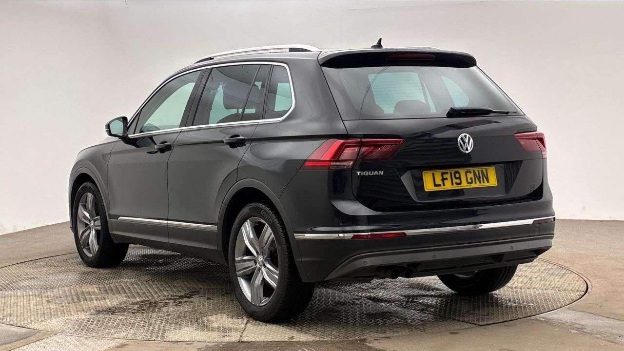 A 2019 VOLKSWAGEN TIGUAN 1.5 TSI EVO SEL SUV 5dr Petrol DSG Euro 6 (s/s) (150 ps) A 2019 VOLKSWAGEN TIGUAN 1.5 TSI EVO SEL SUV 5dr Petrol DSG Euro 6 (s/s) (150 ps)