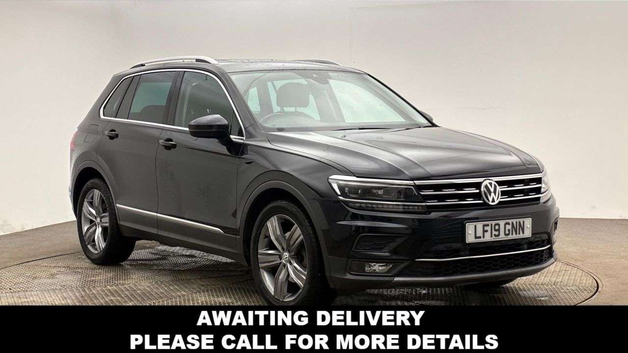 A 2019 VOLKSWAGEN TIGUAN 1.5 TSI EVO SEL SUV 5dr Petrol DSG Euro 6 (s/s) (150 ps) A 2019 VOLKSWAGEN TIGUAN 1.5 TSI EVO SEL SUV 5dr Petrol DSG Euro 6 (s/s) (150 ps)