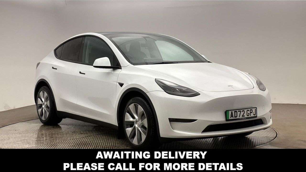 A 2023 TESLA MODEL Y (Dual Motor) Long Range SUV 5dr Electric Auto 4WDE (384 bhp) A 2023 TESLA MODEL Y (Dual Motor) Long Range SUV 5dr Electric Auto 4WDE (384 bhp)