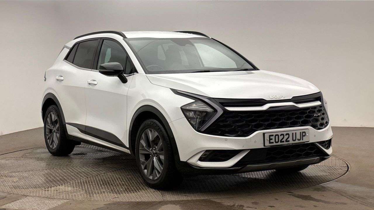 A 2022 KIA SPORTAGE 1.6 h T-GDi GT-Line SUV 5dr Petrol Hybrid Auto Euro 6 (s/s) (226 bhp) A 2022 KIA SPORTAGE 1.6 h T-GDi GT-Line SUV 5dr Petrol Hybrid Auto Euro 6 (s/s) (226 bhp)