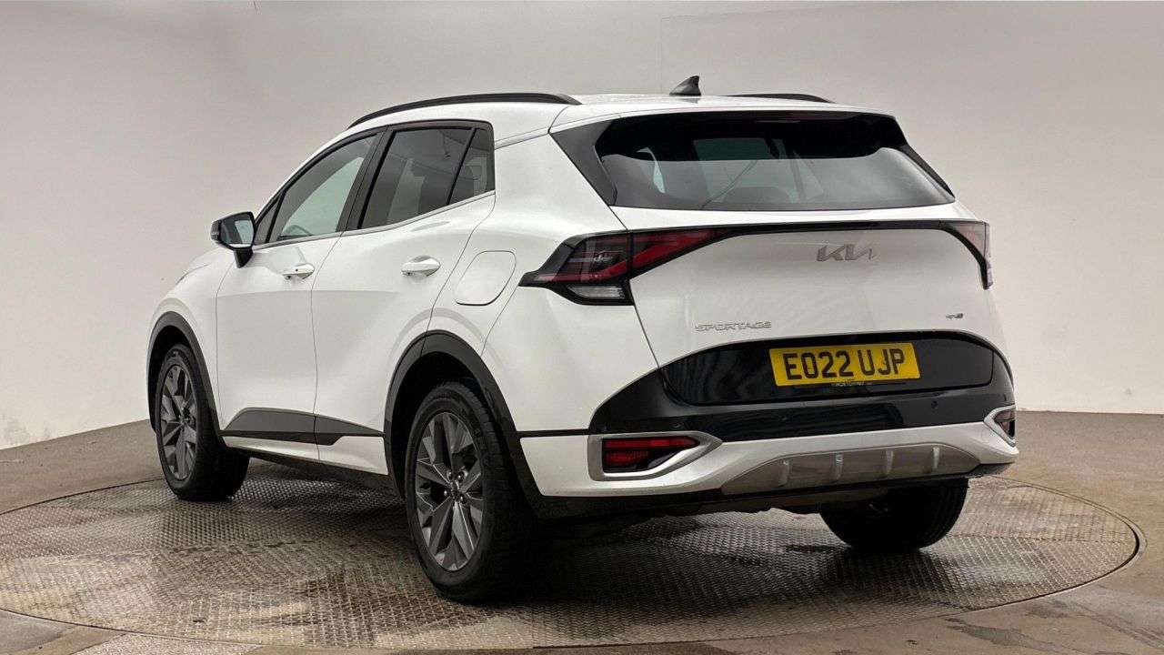 A 2022 KIA SPORTAGE 1.6 h T-GDi GT-Line SUV 5dr Petrol Hybrid Auto Euro 6 (s/s) (226 bhp) A 2022 KIA SPORTAGE 1.6 h T-GDi GT-Line SUV 5dr Petrol Hybrid Auto Euro 6 (s/s) (226 bhp)