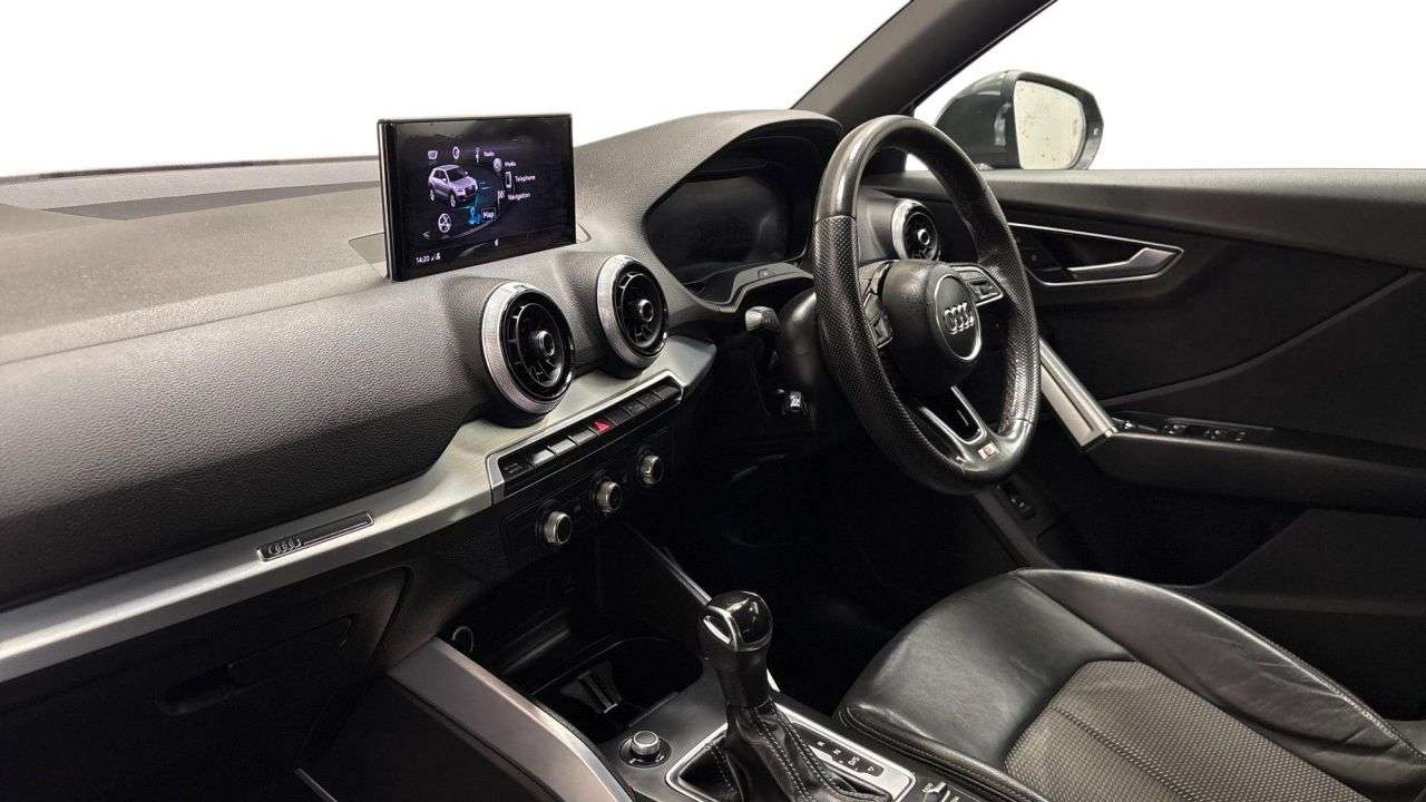 2021 AUDI Q2 2021 AUDI Q2