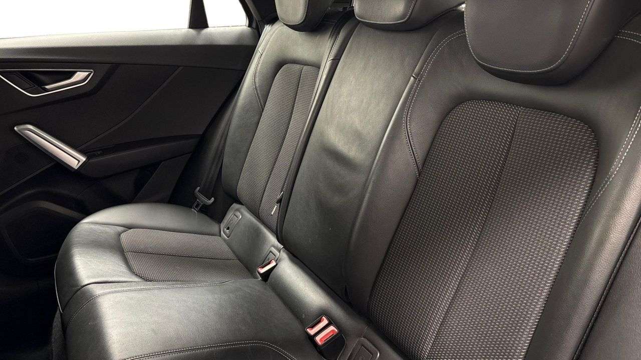 2021 AUDI Q2 2021 AUDI Q2